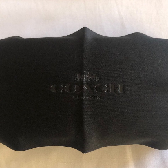 Coach Frames - Picture 7 of 8